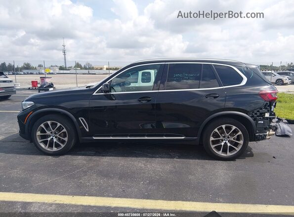 5UXCR4C02P9P21365 2023 BMW X5 Black 