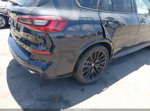 5UXCR4C02P9R77716 2023 BMW X5 Dark Blue Widok z przodu