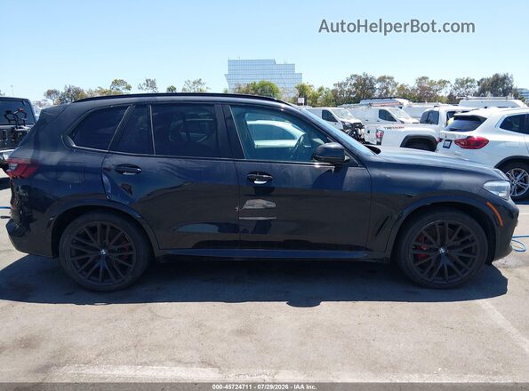 5UXCR4C02P9R77716 2023 BMW X5 Dark Blue Widok wnętrza z tyłu