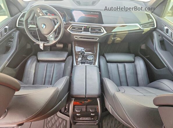 5UXCR4C03L9B52586 2020 BMW X5 White Widok deski rozdzielczej