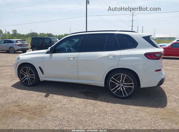 5UXCR4C03M9F85682 2021 BMW X5 White სალონის 360-გრადუსიანი ხედი