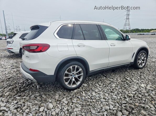 5UXCR4C04N9J24232 2022 BMW X5 White Trasero derecho