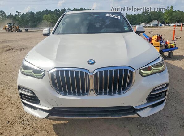 5UXCR4C05L9B94516 2020 BMW X5 Белый Вид спереди