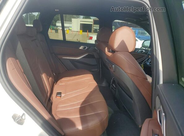 5UXCR4C05L9B94516 2020 BMW X5 Белый Вид задних сидений