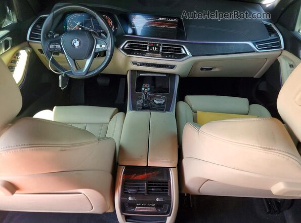 5UXCR4C06N9M81637 2022 BMW X5 White Vista del salpicadero