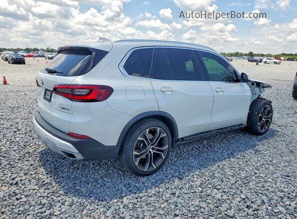 5UXCR4C06N9M81637 2022 BMW X5 White Trasero derecho