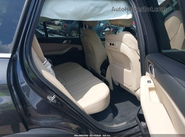 5UXCR4C08LLW63792 2020 BMW X5 Dark Brown Вид наклейки з VIN-кодом