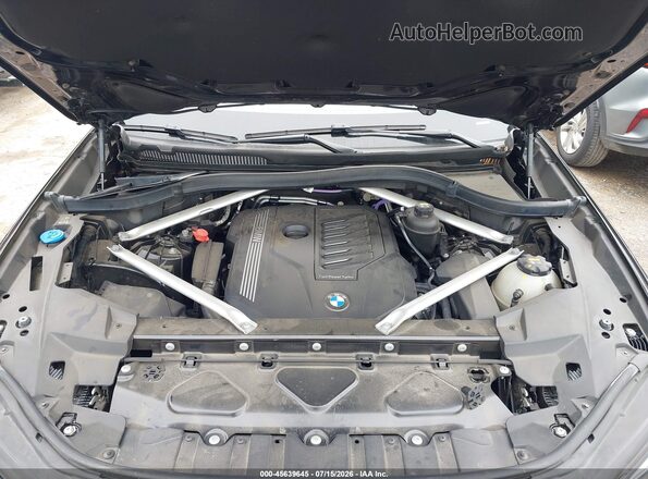 5UXCR4C09M9F52959 2021 BMW X5 Black Widok z tyłu
