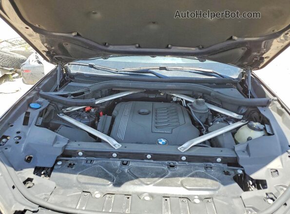 5UXCR4C0XL9B38278 2020 BMW X5 Gray Շարժիչի բաժամունքի տեսք