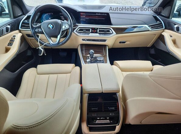 5UXCR4C0XM9G60703 2021 BMW X5 White Dashboard view