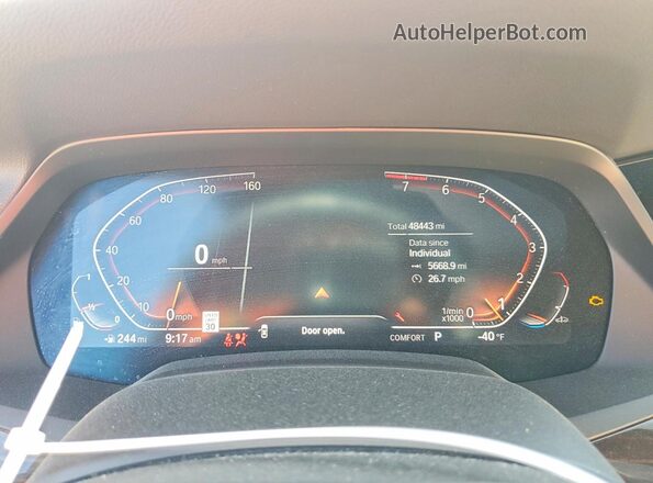5UXCR6C00L9B42027 2020 BMW X5 Black Widok zestawu wskaźników
