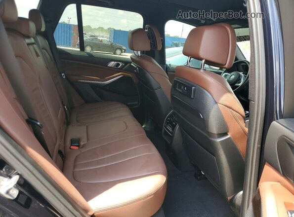 5UXCR6C01L9C95063 2020 BMW X5 Black Rear interior view