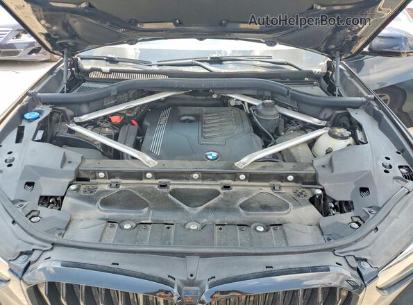 5UXCR6C01L9C95063 2020 BMW X5 Black Engine compartment view
