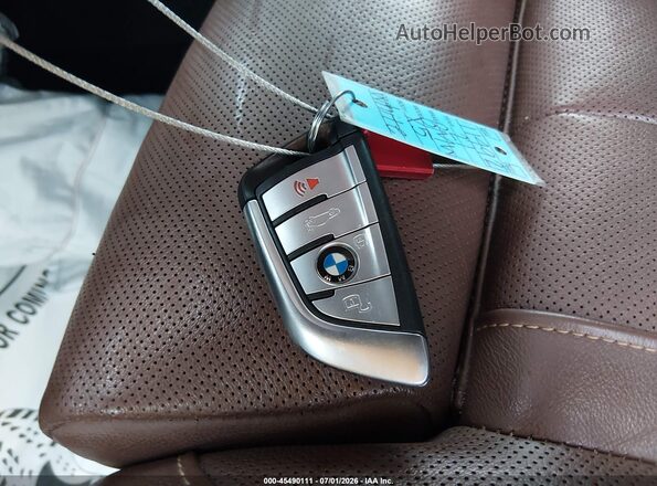 5UXCR6C01M9D93978 2021 BMW X5 White Առջևի վահանակի տեսք