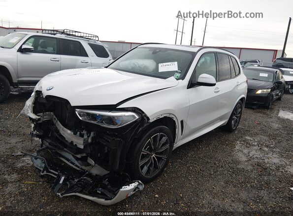 5UXCR6C01M9D93978 2021 BMW X5 White Առջևի ձախ երեք քառորդ տեսարան