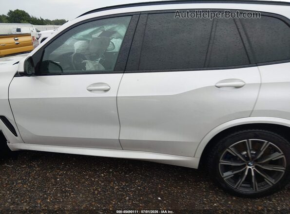 5UXCR6C01M9D93978 2021 BMW X5 White 