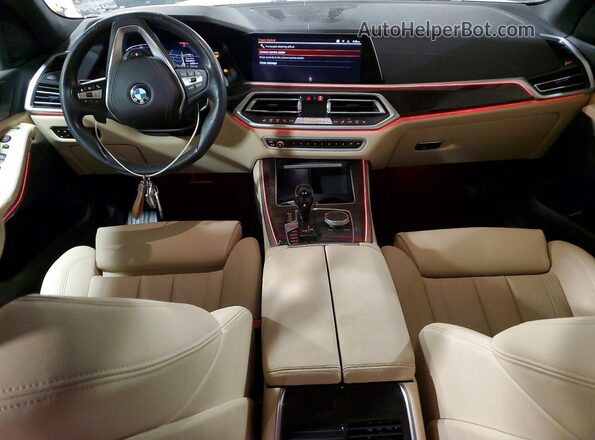 5UXCR6C02L9B81279 2020 BMW X5 White Vista del salpicadero