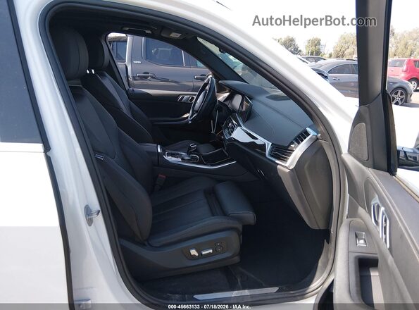 5UXCR6C02L9B81721 2020 BMW X5 Белый Вид салона спереди