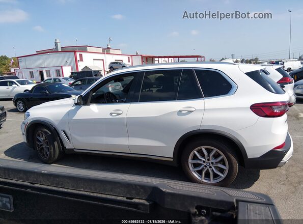 5UXCR6C02L9B81721 2020 BMW X5 Белый Панорамный вид салона 360°