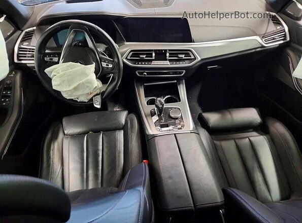 5UXCR6C02M9F38817 2021 BMW X5 Charcoal Dashboard view