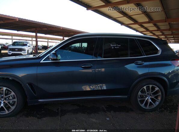 5UXCR6C02N9L56274 2022 BMW X5 Gray 