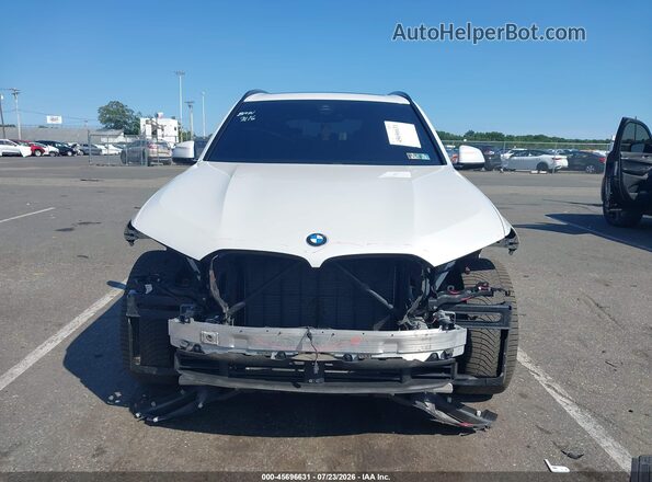 5UXCR6C03N9K56698 2022 BMW X5 Белый Вид спереди