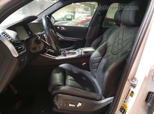 5UXCR6C03P9R05919 2023 BMW X5 White Vista interior delantera