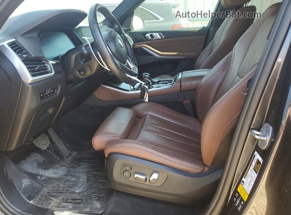5UXCR6C06M9F48847 2021 BMW X5 Charcoal Widok wnętrza z przodu