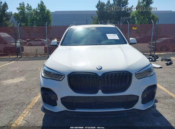 5UXCR6C06P9N64094 2023 BMW X5 White Вид задньої частини салону