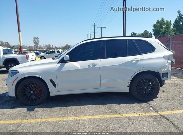 5UXCR6C06P9N64094 2023 BMW X5 White 