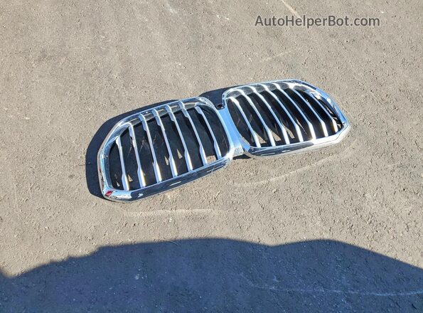 5UXCR6C06P9P87042 2023 BMW X5 White Widok naklejki z numerem VIN