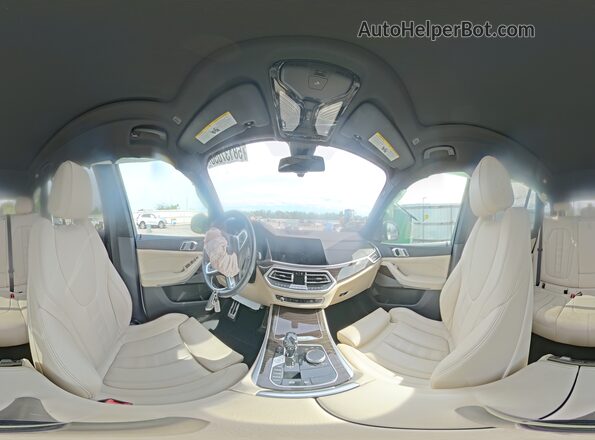 5UXCR6C07M9F95160 2021 BMW X5 White 360 interior view