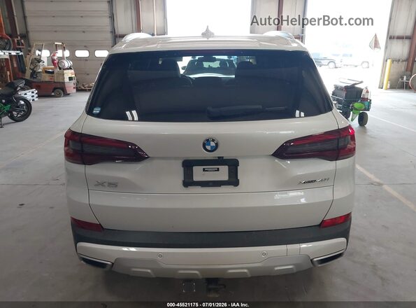 5UXCR6C07N9N11076 2022 BMW X5 White 