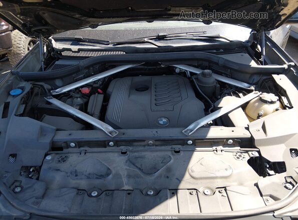5UXCR6C09L9B94501 2020 BMW X5 Black Rear view
