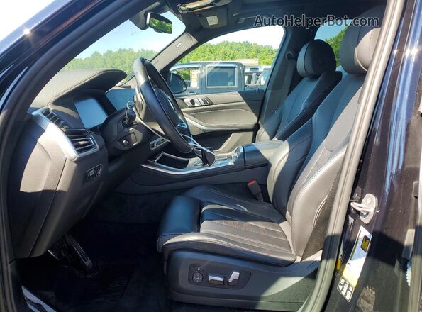 5UXCR6C09N9L18654 2022 BMW X5 Blue Front interior view