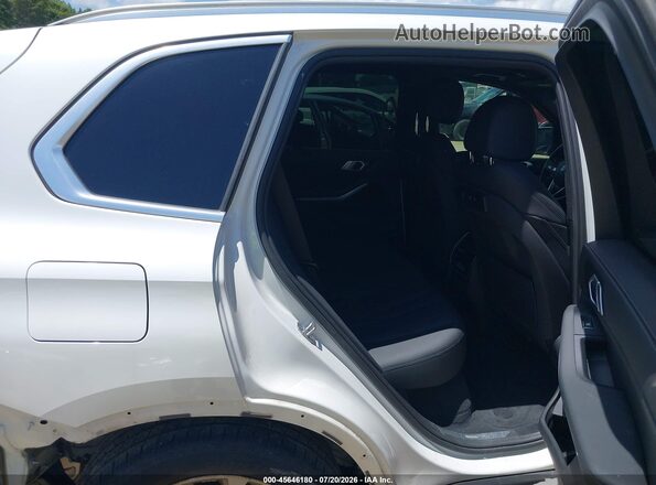 5UXCR6C51KLL06329 2019 BMW X5 White VIN კოდის სტიკერის ხედი
