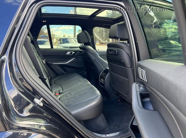 5UXCR6C52KLK80260 2019 BMW X5 Black უკანა ხედი