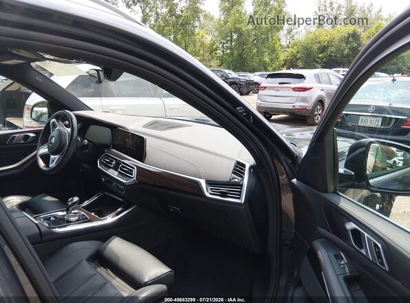 5UXCR6C52KLL10860 2019 BMW X5 Серый Вид салона спереди