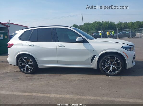 5UXCR6C52KLL11829 2019 BMW X5 White Vista interior trasera