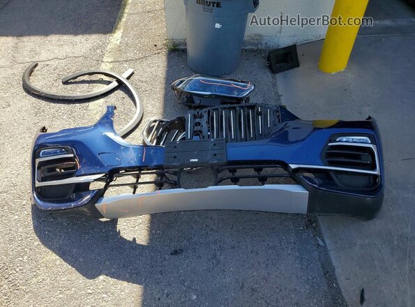 5UXCR6C53KLK85256 2019 BMW X5 Blue Vista de la etiqueta del VIN