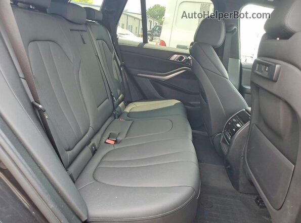 5UXCR6C53KLL53149 2019 BMW X5 Black Вид задньої частини салону
