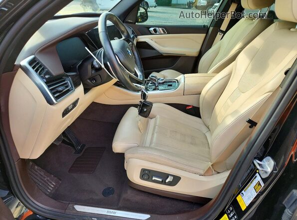 5UXCR6C54KLB12476 2019 BMW X5 Black Front interior view