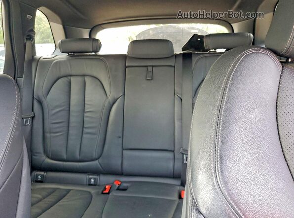5UXCR6C58KLL21751 2019 BMW X5 Black უკანა სავარძლების ხედი