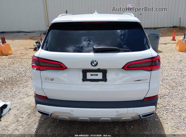 5UXCR6C59KLL26425 2019 BMW X5 White 