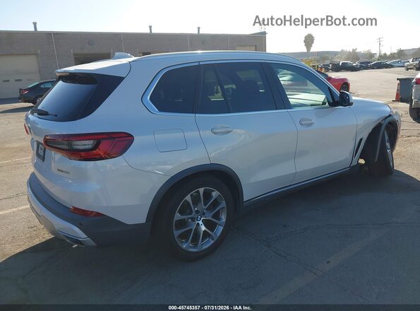 5UXCR6C5XKLL04868 2019 BMW X5 White Задня права чверть