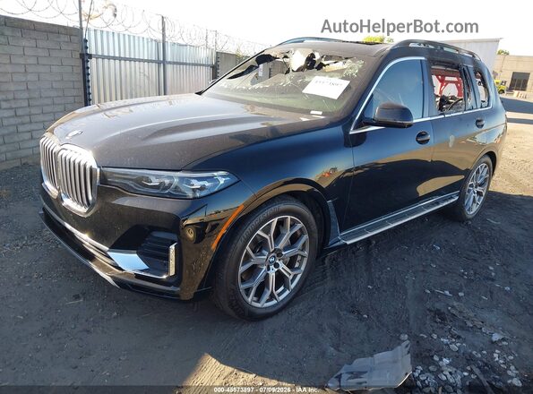 5UXCW2C01M9G78567 2021 BMW X7 Black Առջևի ձախ երեք քառորդ տեսարան