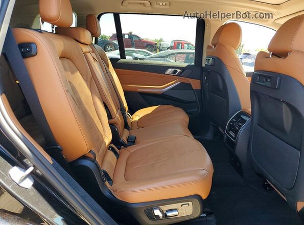 5UXCW2C02M9F57191 2021 BMW X7 Черный Вид задней части салона