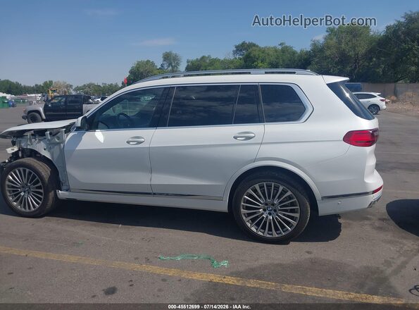 5UXCW2C03M9G55758 2021 BMW X7 White Панорамний вид салону 360°