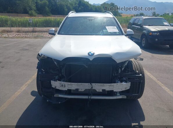5UXCW2C03M9G55758 2021 BMW X7 White Вид щитка приладів