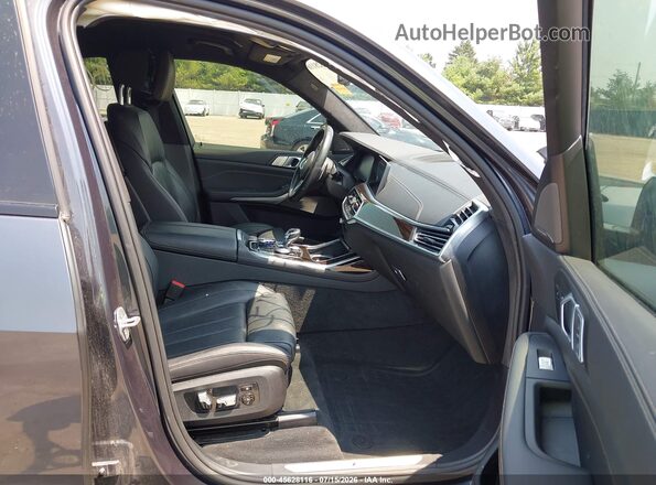 5UXCW2C04L0E74316 2020 BMW X7 Gray Вид салону спереду